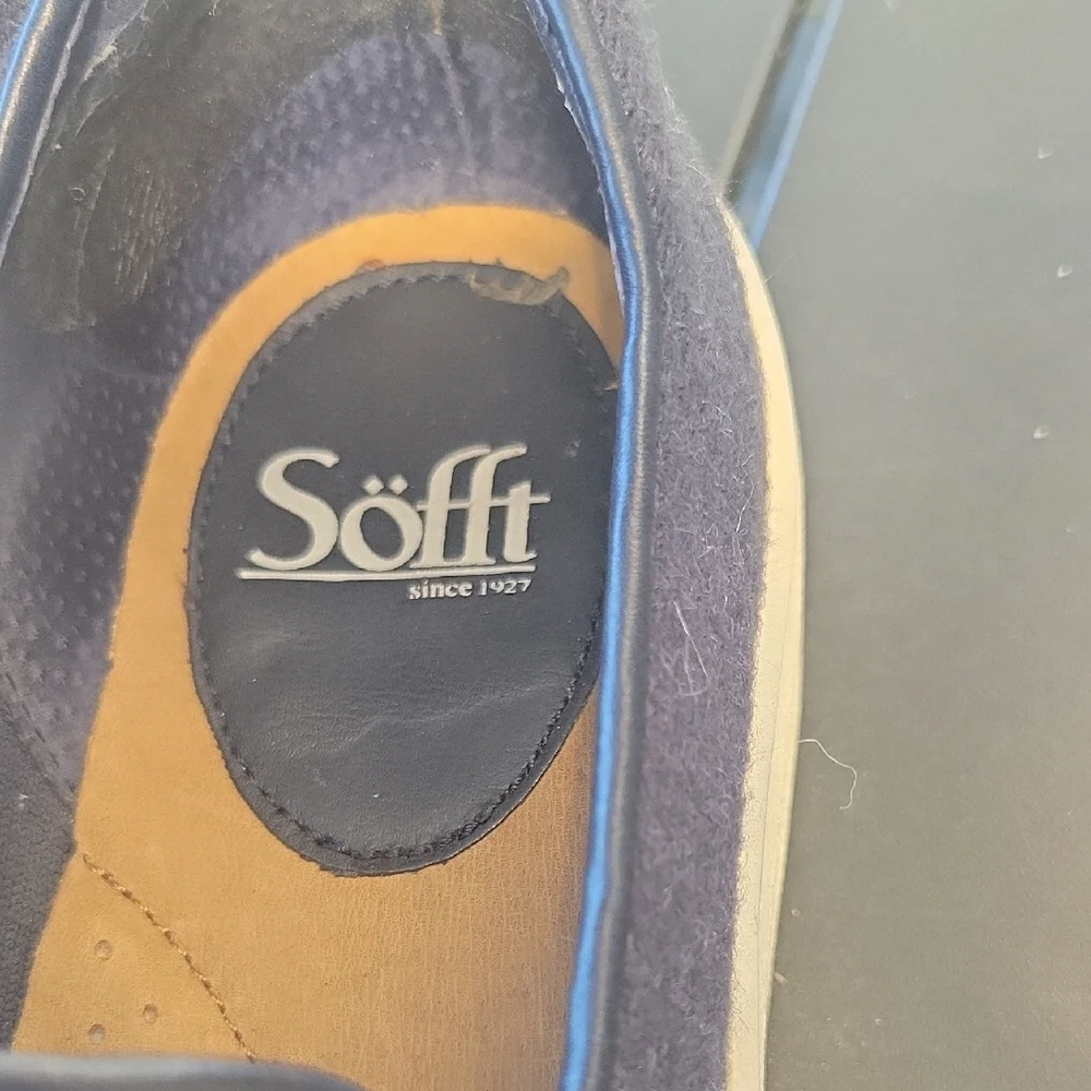 Sofft Women's Navy Slip-On Sneakers - Picture 2 of 10